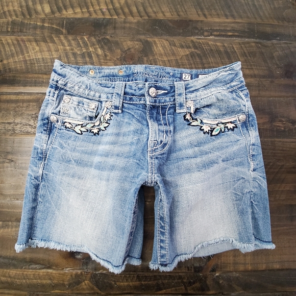 Miss Me Pants - MISS ME Sig. Mid Shorts | 27